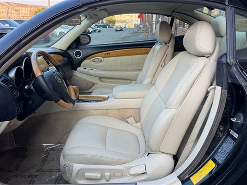 Used 2003 Lexus SC 430 Convertible RWD image 17
