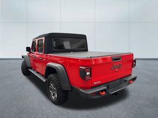 Used 2024 Jeep Gladiator Mojave w/ Technology Group AWD/4WD video 2