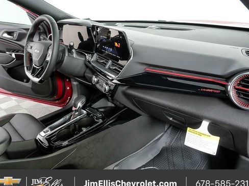 New 2026 Chevrolet Trax RS w/ Sunroof Package image 22