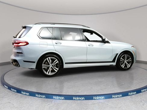 Used 2026 BMW X7 xDrive40i w/ M Sport Package AWD/4WD image 5