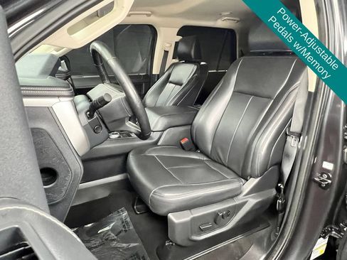 Used 2024 Ford Expedition Max XLT AWD/4WD image 7