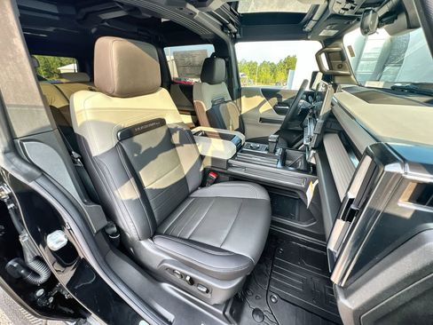 New 2026 GMC Hummer EV SUV image 60