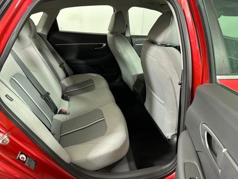 Used 2022 Hyundai Sonata SE image 27