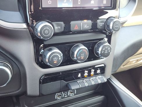 New 2026 RAM 1500 Express image 14