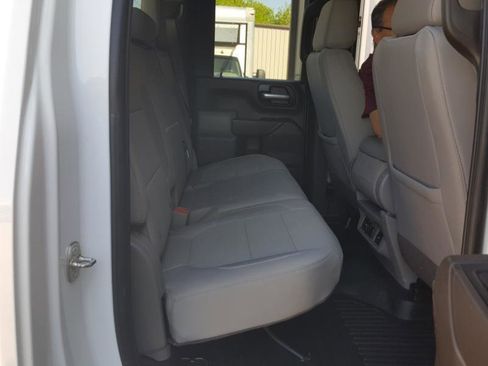 Used 2020 Chevrolet Silverado 2500 LT w/ Convenience Package image 21