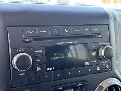 Used 2018 Jeep Wrangler Unlimited Sport S image 24