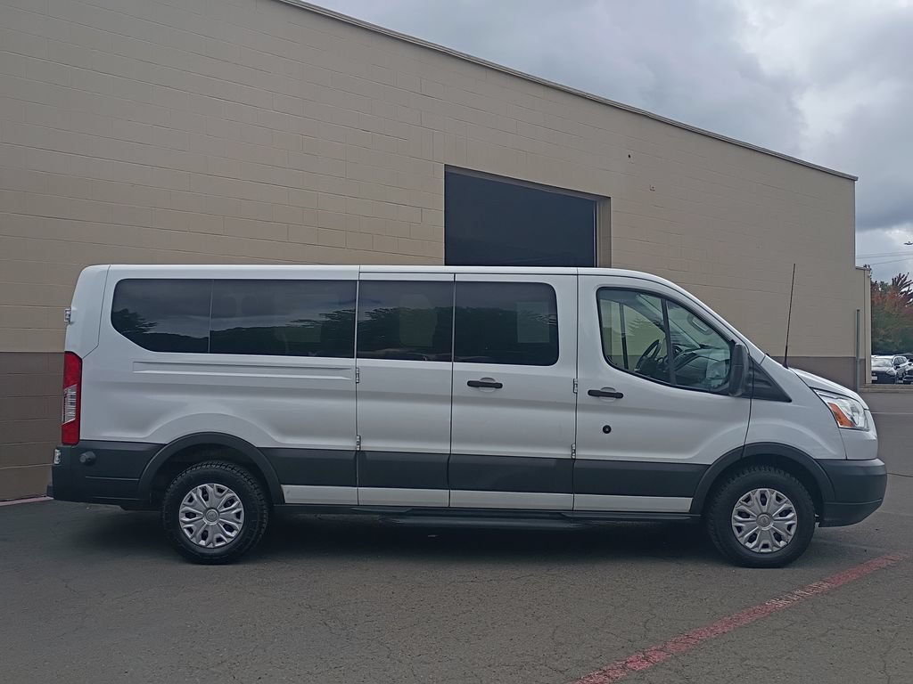 Used 2016 Ford Transit 350 XLT RWD image 3