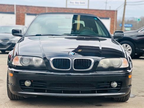 Used 2003 BMW 325Ci Convertible image 2