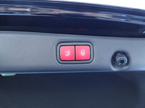 Used 2022 Mercedes-Benz E 450 4MATIC Sedan image 23