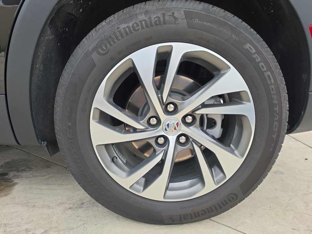Used 2023 Buick Envision Essence FWD image 27