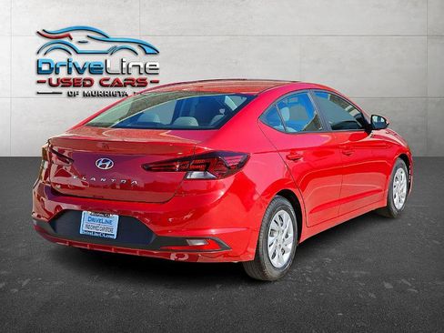 Used 2019 Hyundai Elantra SE image 12