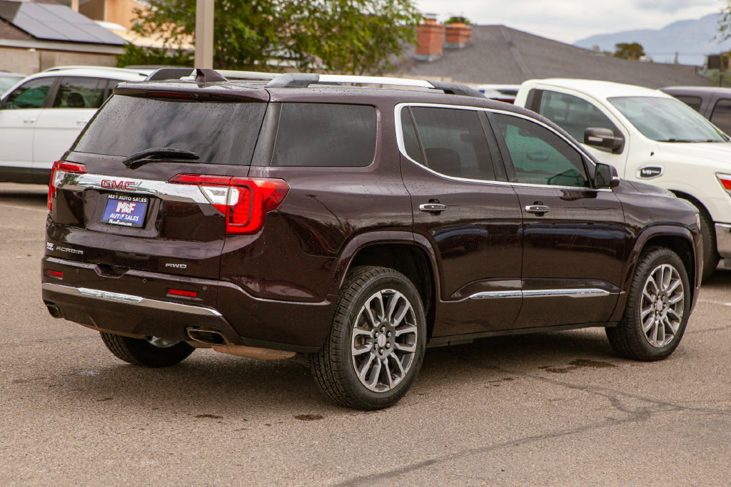 Used 2020 GMC Acadia Denali AWD/4WD image 4