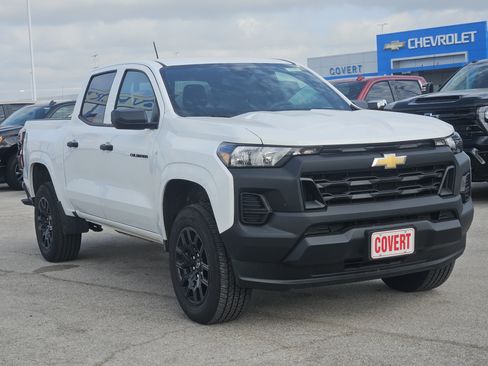 New 2026 Chevrolet Colorado W/T w/ WT Custom Package RWD image 2