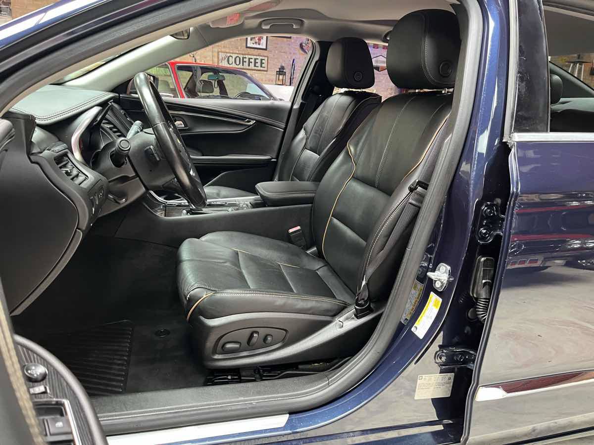 Used 2017 Chevrolet Impala Premier FWD image 18