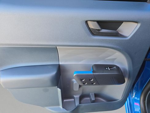 Used 2025 Ford Maverick Lobo image 19