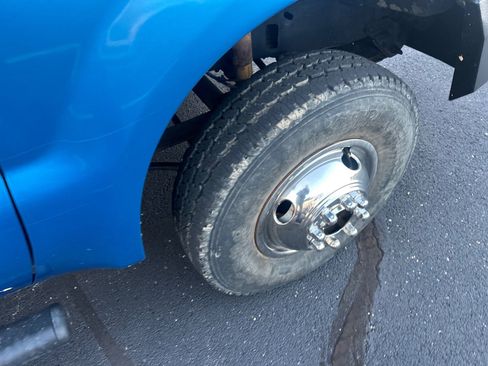 Used 1999 Ford F350 XL image 10