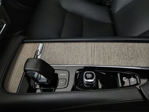 Used 2023 Volvo S90 B6 Plus AWD/4WD image 83