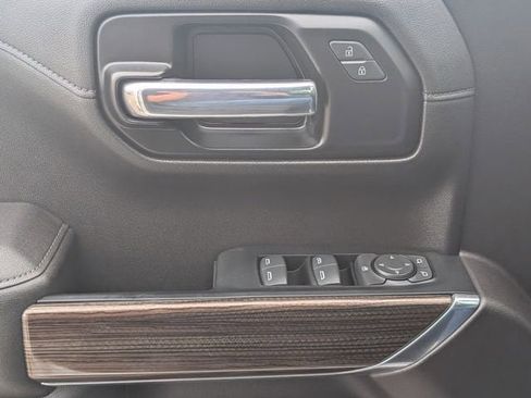 Certified 2022 Chevrolet Silverado 1500 LT image 24