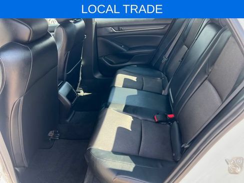Used 2018 Honda Accord Sport image 12