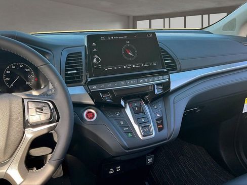 New 2026 Honda Odyssey EX-L image 6