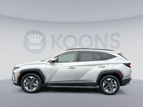 Certified 2025 Hyundai Tucson SEL image 2