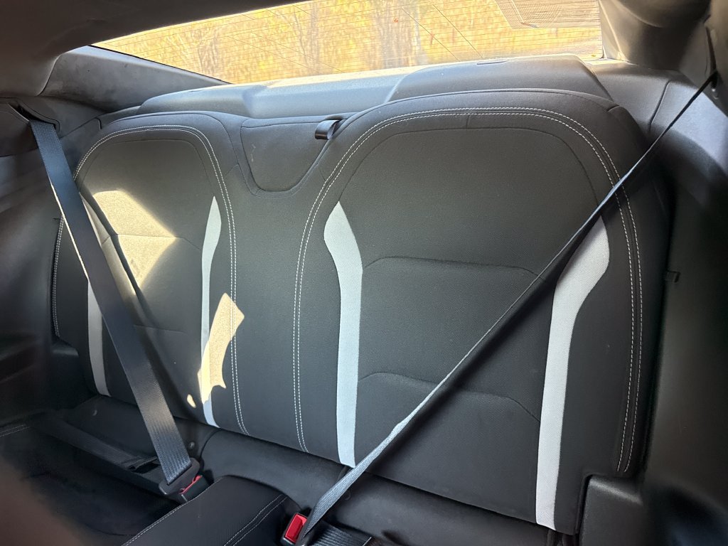 Used 2019 Chevrolet Camaro LT RWD image 18
