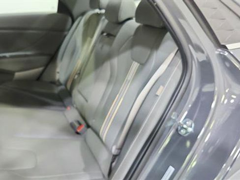 Used 2025 Hyundai Elantra SEL FWD image 24