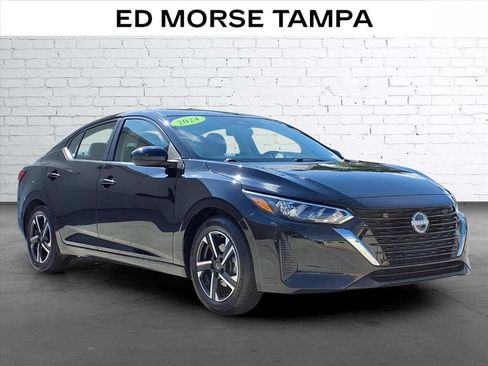 Used 2024 Nissan Sentra SV FWD image 5
