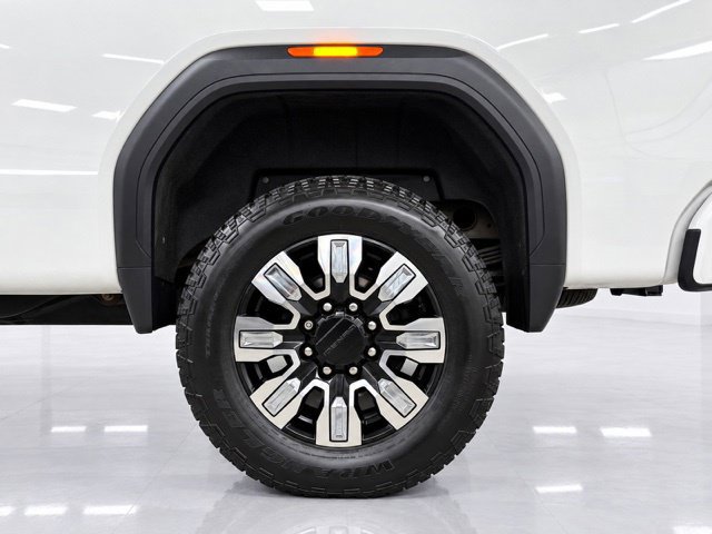 Used 2024 GMC Sierra 2500 Denali w/ Denali Reserve Package AWD/4WD image 8