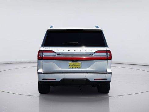 Used 2020 Lincoln Navigator Reserve w/ Luxury Package AWD/4WD image 7