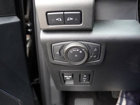 Used 2020 Ford F150 Raptor w/ Equipment Group 802A Luxury image 24