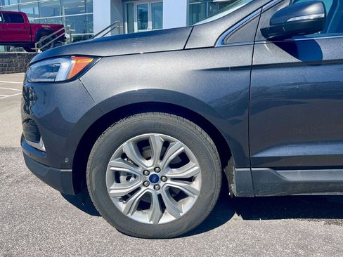 Used 2020 Ford Edge Titanium w/ Equipment Group 301A AWD/4WD image 25