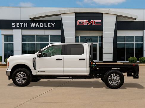 Used 2023 Ford F250 XLT w/ F-250 >10K GVWR Package image 4