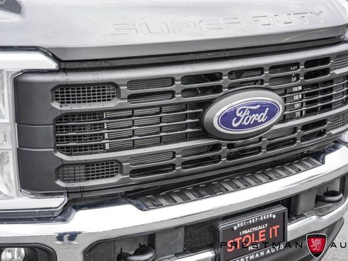 Used 2025 Ford F350 XLT w/ FX4 Off-Road Package image 17