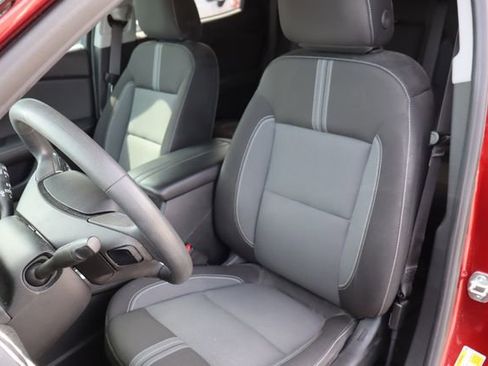 Used 2024 Chevrolet Blazer LT AWD/4WD image 5