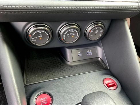 Certified 2025 Nissan Z NISMO w/ Floor Mat Package RWD image 16