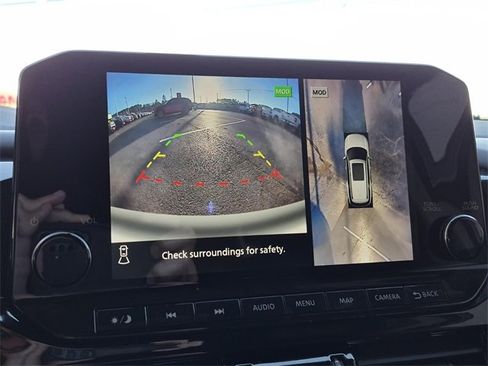 Certified 2023 Nissan Pathfinder SL w/ Lighting Package (N92) image 38