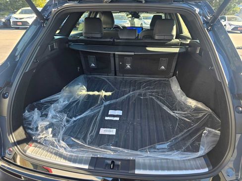 New 2026 Toyota Crown Signia image 17