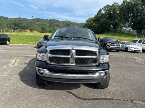 Used 2004 Dodge Ram 3500 Truck SLT w/ Trailer Tow Group AWD/4WD image 3