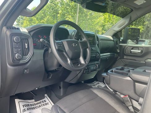 Used 2026 Chevrolet Silverado 2500 Custom w/ Custom Value Package AWD/4WD image 15