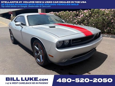 Used 2012 Dodge Challenger R/T Scat Pack RWD image 1