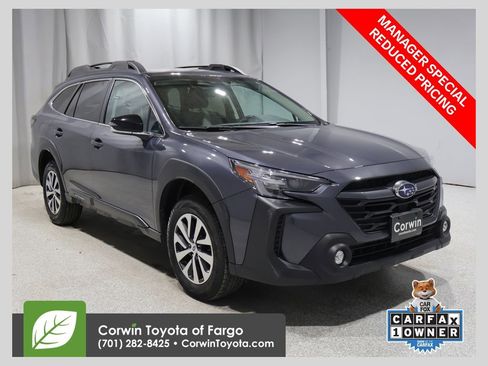 Used 2024 Subaru Outback Premium AWD/4WD image 1