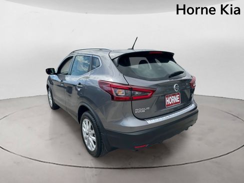 Used 2022 Nissan Rogue Sport SV FWD image 5