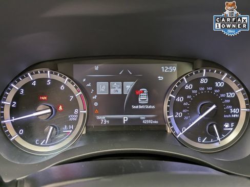Used 2022 Toyota Highlander XLE AWD/4WD image 17