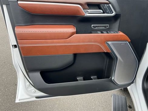 Certified 2024 GMC Sierra 1500 Denali Ultimate image 10