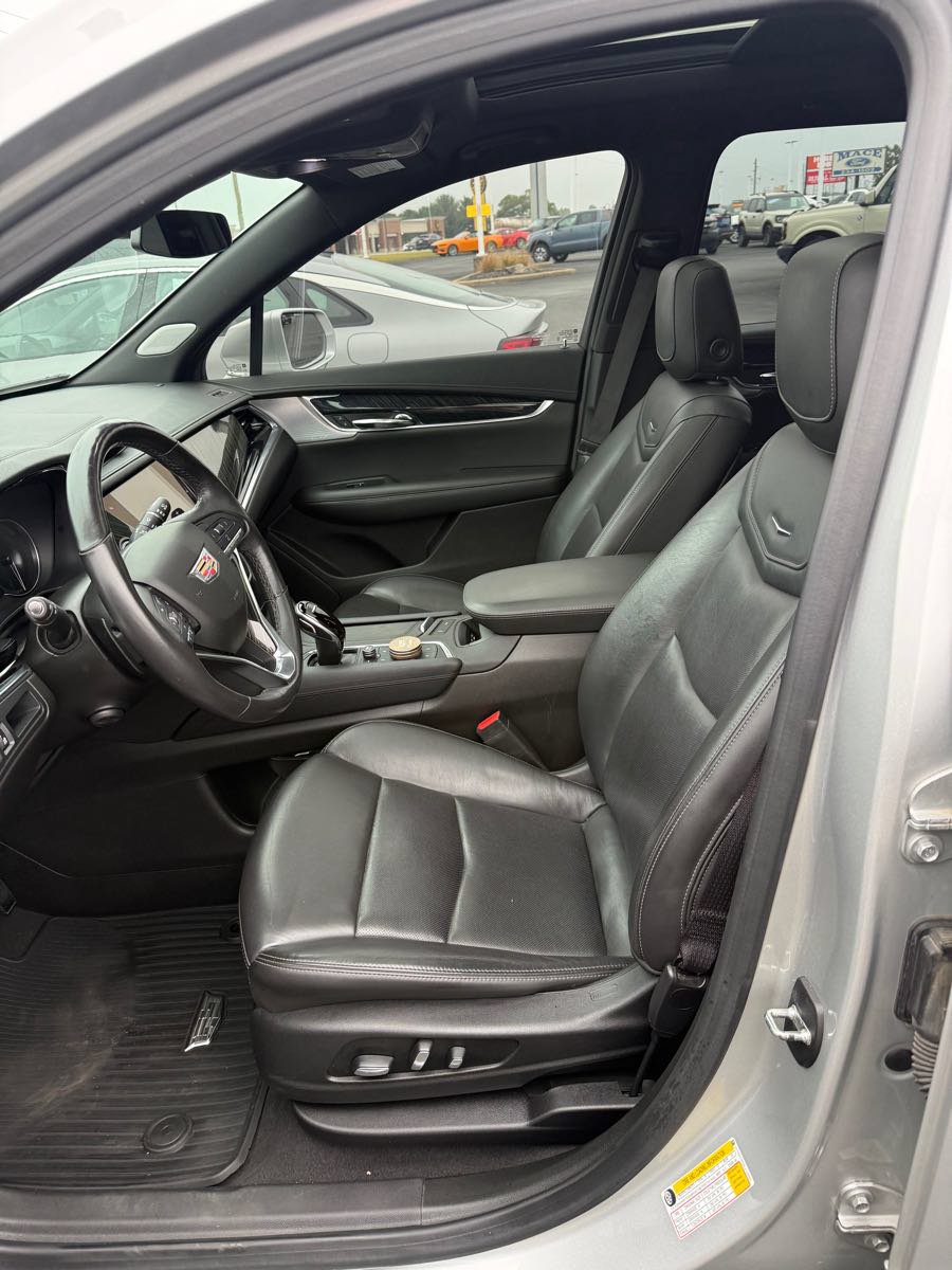Used 2020 Cadillac XT6 Premium Luxury FWD image 10