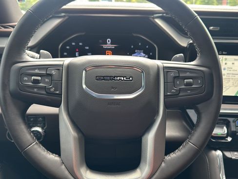 Used 2024 GMC Sierra 1500 Denali w/ Technology Package AWD/4WD image 31