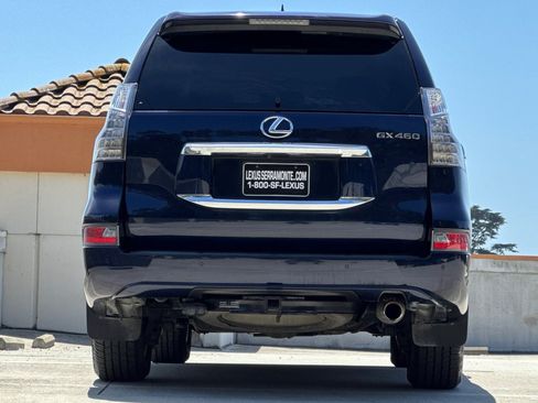 Used 2019 Lexus GX 460 Premium w/ Premium Package AWD/4WD image 9