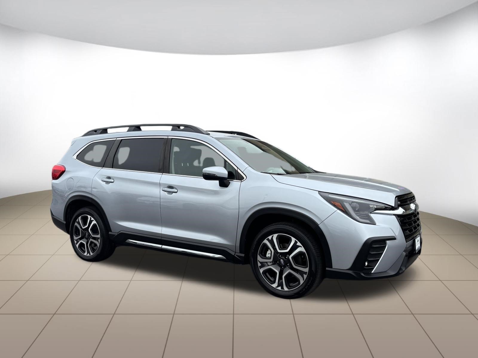 Used 2023 Subaru Ascent Limited AWD/4WD image 1