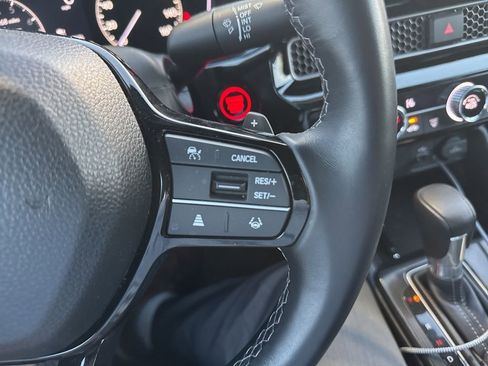 Used 2024 Honda Civic Sport image 5